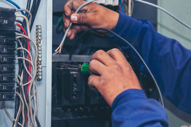 Best Emergency Electrical Repair  in Potomac Mills, VA